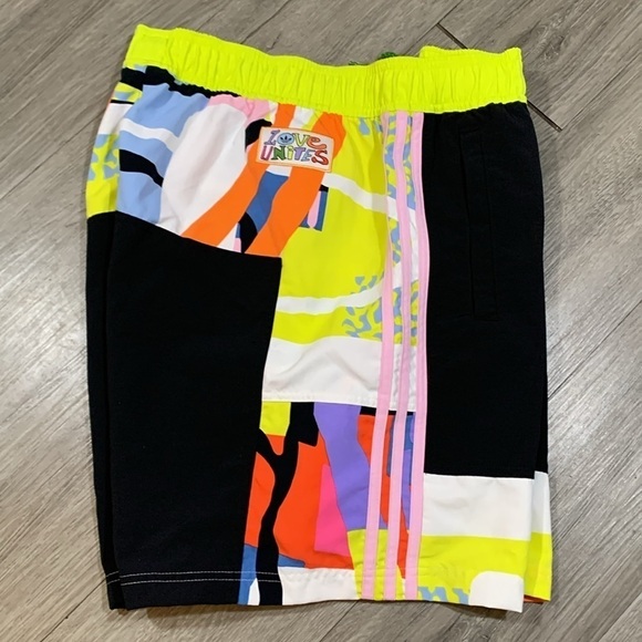 Adidas Originals “Love Unites” Unisex Pull-On Drawstring Waist Shorts size XL - Picture 7 of 12